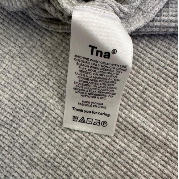 Casual waffle knit top from TNA by Aritzia in a soft grey - Picture 7 of 8